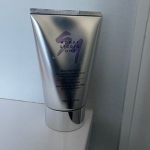 Monat Blow Out Cream Styling Product